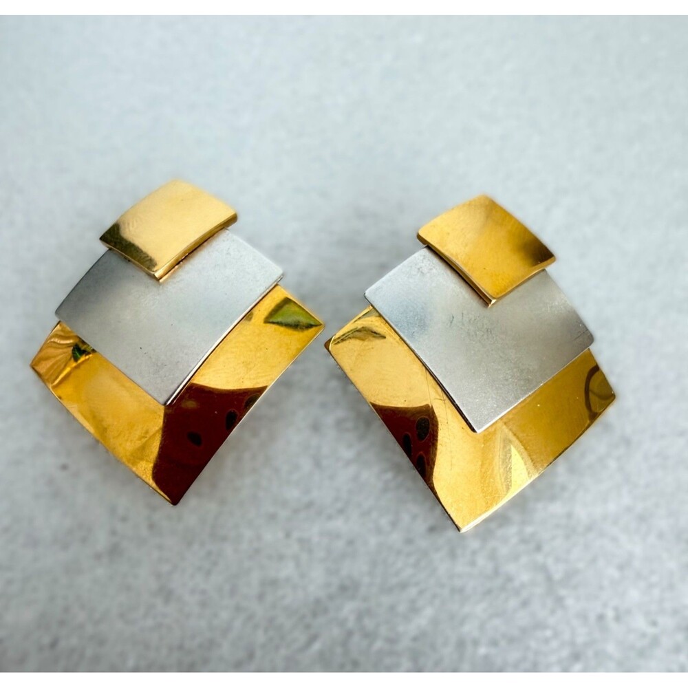 TITLE: Vintage 1980s Monet Two Tone Gold Silver Geometric Diamond Pierced Stud E